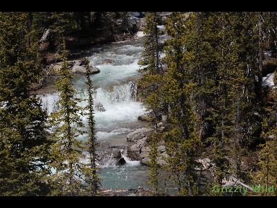 Lakes, Waterfalls & More Lakes, Waterfalls & More