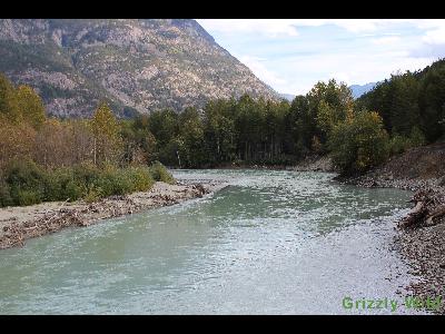 Lakes, Waterfalls & More Lakes, Waterfalls & More